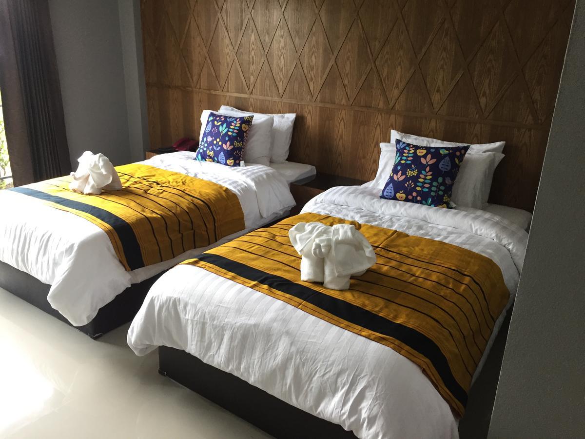 Hobby Hotel Uttaradit Zewnętrze zdjęcie