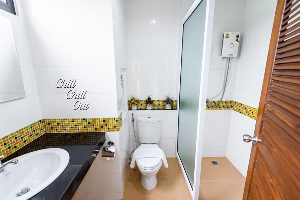 Hobby Hotel Uttaradit Zewnętrze zdjęcie